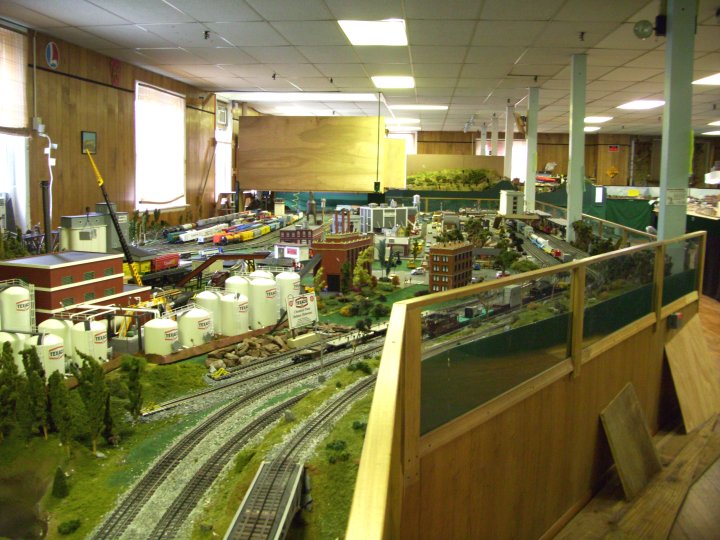 the o scale layout looking from the main hall the o